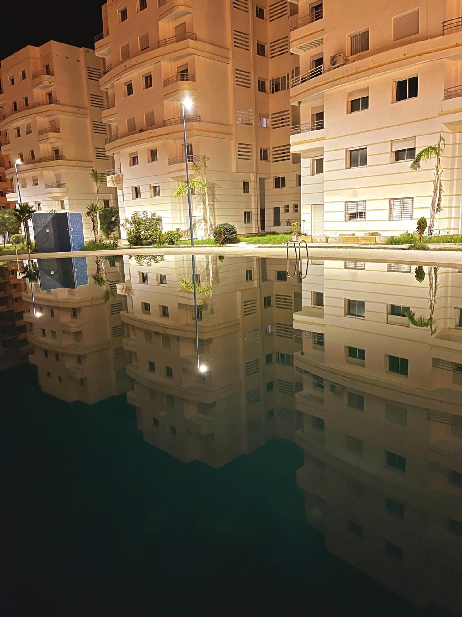 Elegant Appartement Avec Un Acces Piscine Jardin Parking Sous-Sol Et Wifi Haut Debit Fibre Optique Tanger Eksteriør billede